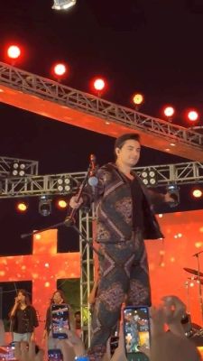  Ali Zafar's Jhoom Concert Sparks Controversy: A Night of Dance, Drama, and Divided Opinions